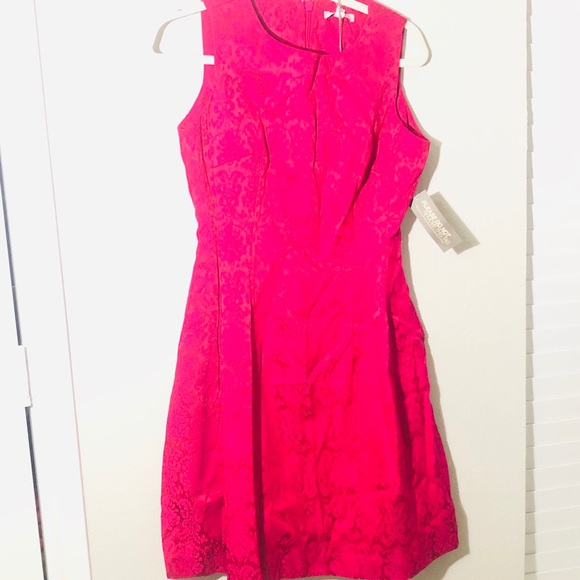 Pink dress by Eva Mendes - Picture 2 of 5